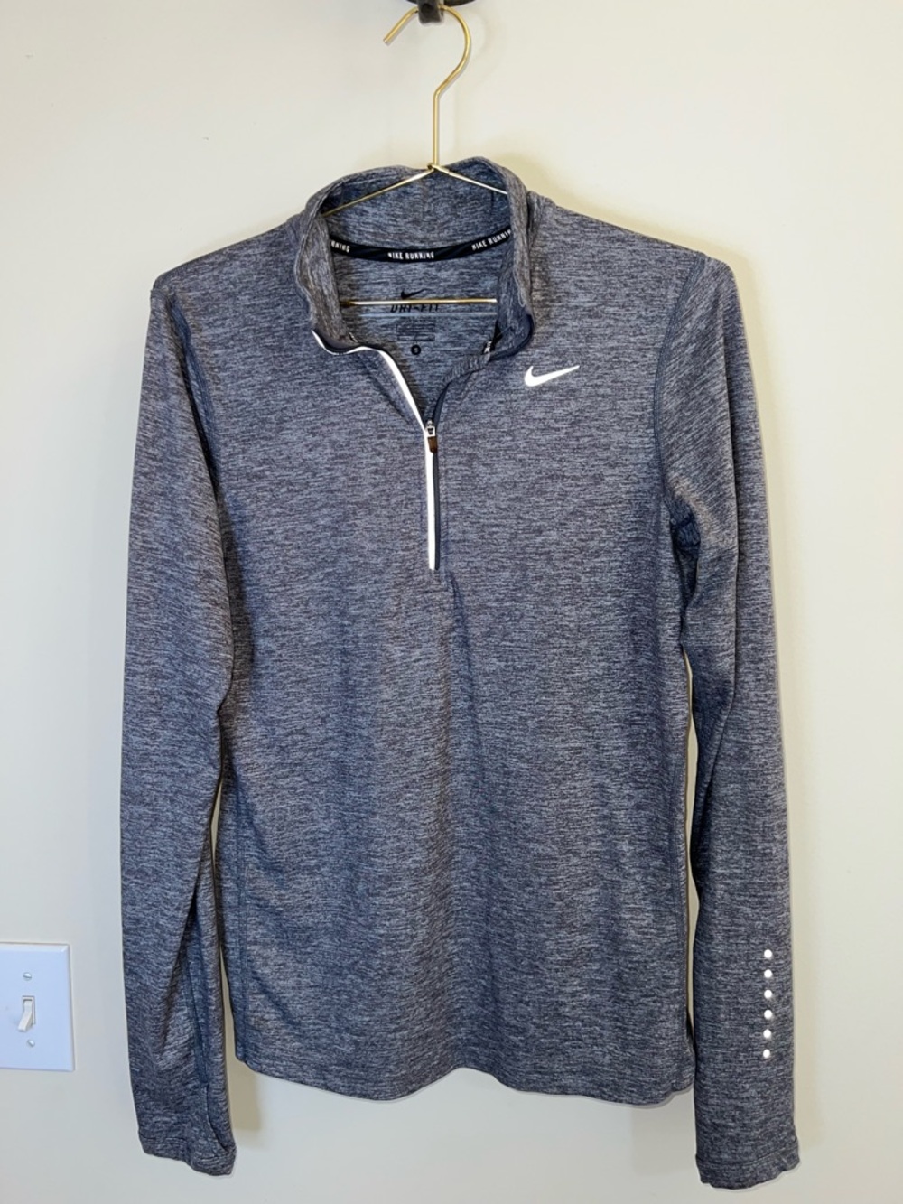 Nike Dri-Fit Running 1/4 Zip Pullover Thumbholes Gray Women’s‎ Size S